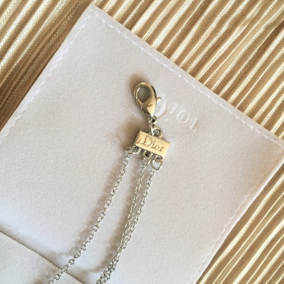 DIOR JOY TRIPLE CHAIN BRACELET VIP GIFT - Picture 3 of 5